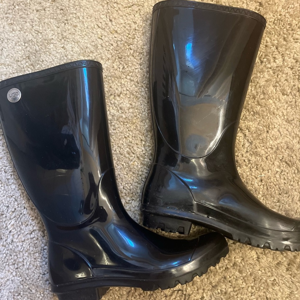 UGG rain boots